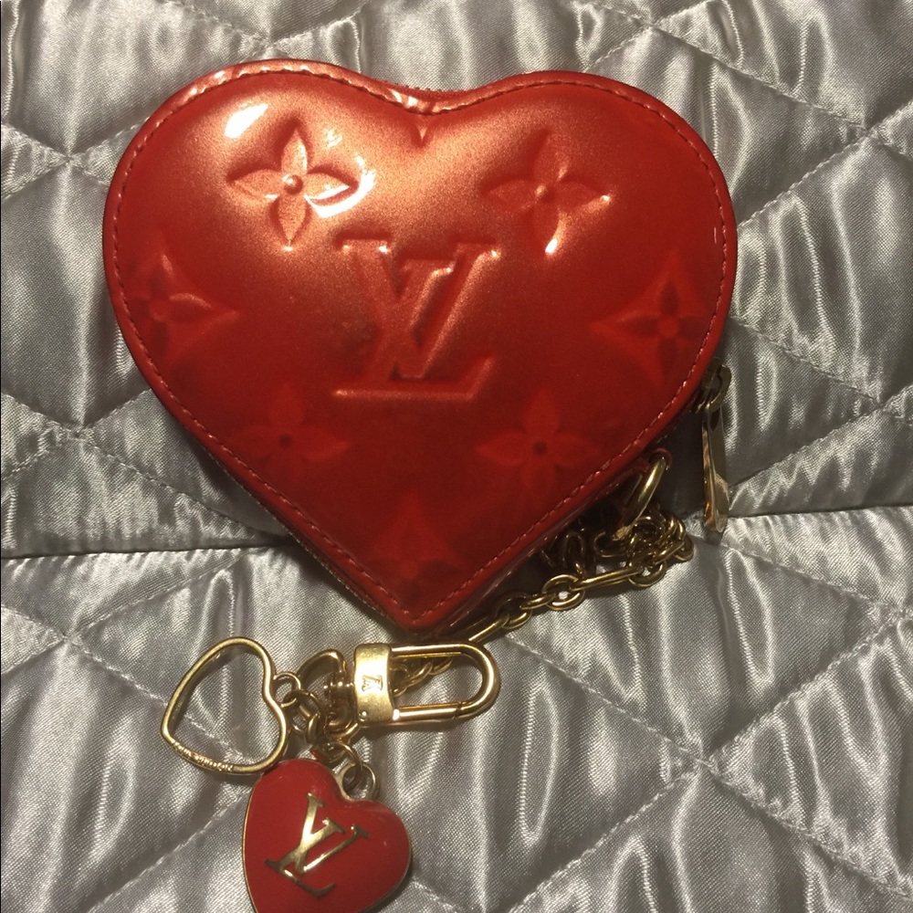 Authentic Louis Vuitton Heart Keychain ❤️
